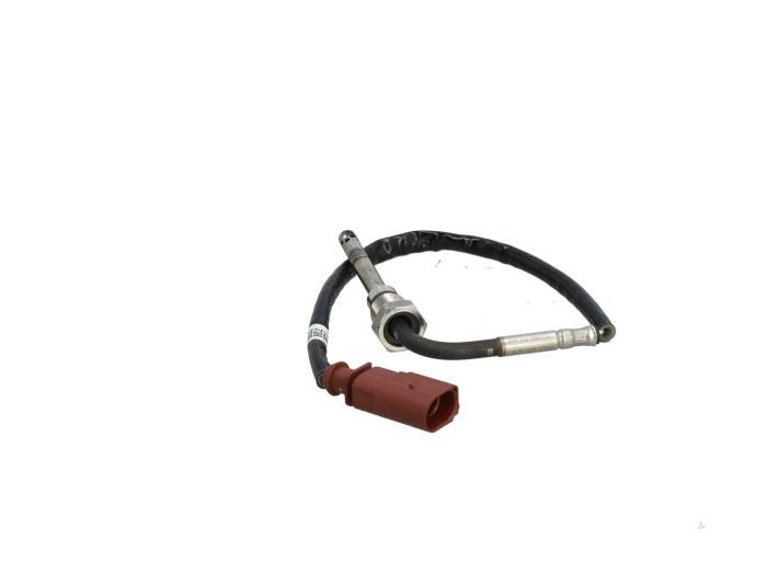 Usagé Sensor température d’échappement Volkswagen Touareg (7PA/PH) 3.0 TDI V6 24V BlueMotion Technology SCR Prix € 90,75 Prix TTC proposé par Automaterialen Ronald Morien B.V.