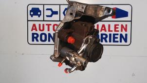 Usagé Pompe diesel Ford Focus 3 1.6 TDCi Prix € 125,00 Règlement à la marge proposé par Automaterialen Ronald Morien B.V.