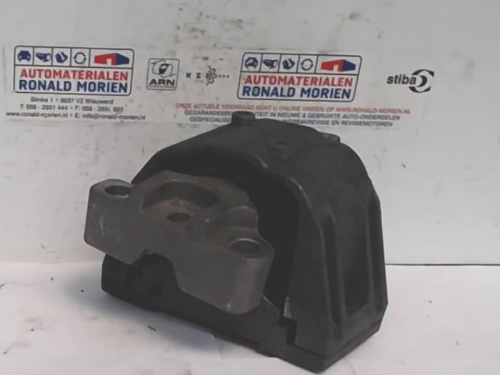 Audi TT Engine mounts stock