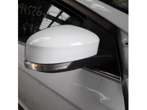 Used Wing mirror, right Ford Focus Price € 112,50 Margin scheme offered by Automaterialen Ronald Morien B.V.