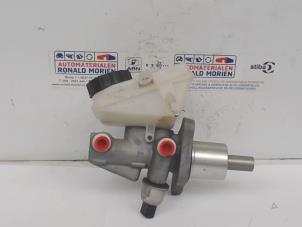 Used Master cylinder Mini Mini Cooper S (R53) 1.6 16V Price € 80,00 Margin scheme offered by Automaterialen Ronald Morien B.V.