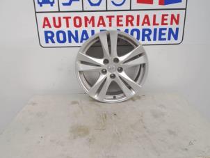 Used Wheel Hyundai Santa Fe II (CM) 2.2 CRDi 16V 4x4 Price € 80,00 Margin scheme offered by Automaterialen Ronald Morien B.V.