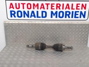 Usagé Arbre de transmission avant droit Ford Ranger (TU) 2.5 TDCi 16V Duratorq 4x4 Prix € 125,00 Règlement à la marge proposé par Automaterialen Ronald Morien B.V.