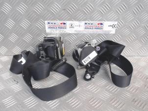Used Set of seatbelt tensioners Fiat Fiorino Price on request offered by Automaterialen Ronald Morien B.V.