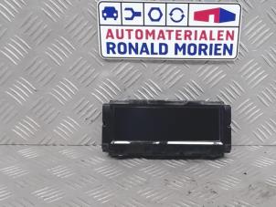 Usados Controlador de pantalla multimedia Opel Meriva Precio € 39,00 Norma de margen ofrecido por Automaterialen Ronald Morien B.V.