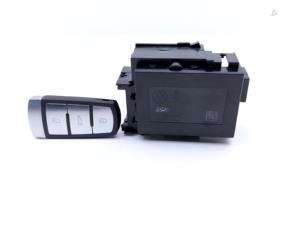 Begagnade Elektronisk tändnyckel Volkswagen Passat Variant (365) 2.0 TDI 16V 140 Pris € 35,00 Marginaltabell erbjuds av Automaterialen Ronald Morien B.V.