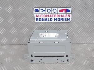 Usados Reproductor de CD y radio Opel Astra Precio € 150,00 Norma de margen ofrecido por Automaterialen Ronald Morien B.V.