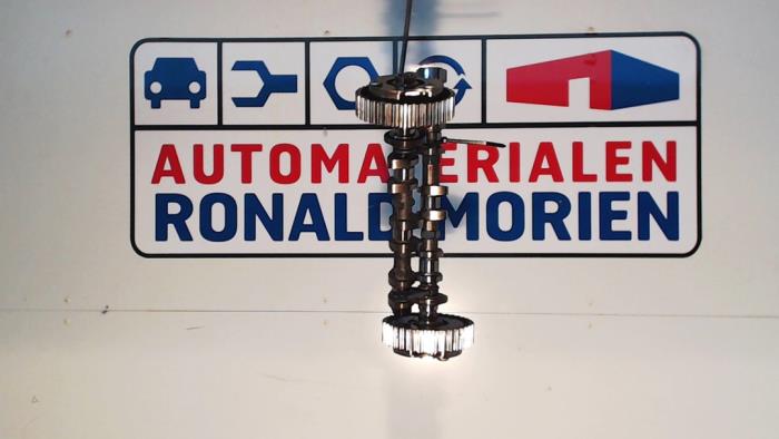 Usagé Kit arbre à cames Ford Focus 3 Wagon 1.0 Ti-VCT EcoBoost 12V 100 Prix sur demande proposé par Automaterialen Ronald Morien B.V.