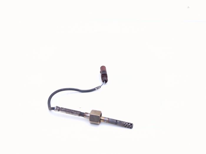 Gebrauchte Auspuff Temperatursensor Volkswagen Crafter 2.5 TDI 30/32/35 Preis € 40,00 Margenregelung angeboten von Automaterialen Ronald Morien B.V.