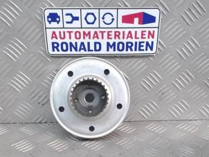 Used Crankshaft pulley Volkswagen Passat Price € 80,00 Margin scheme offered by Automaterialen Ronald Morien B.V.