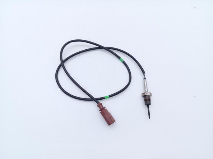 Usagé Sensor température d’échappement Volkswagen Golf Sportsvan (AUVS) 2.0 TDI 150 16V Prix € 25,00 Prix TTC proposé par Automaterialen Ronald Morien B.V.