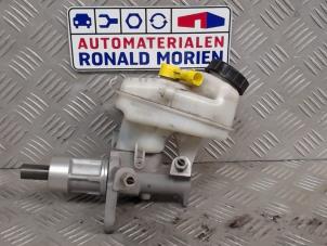 Used Master cylinder Opel Insignia Sports Tourer 2.0 CDTI 16V 160 Ecotec Price € 35,00 Margin scheme offered by Automaterialen Ronald Morien B.V.