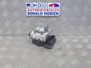 Begagnade ABS-pump Peugeot 308 SW (L4/L9/LC/LJ/LR) 1.6 BlueHDi 120 Pris € 195,00 Marginaltabell erbjuds av Automaterialen Ronald Morien B.V.