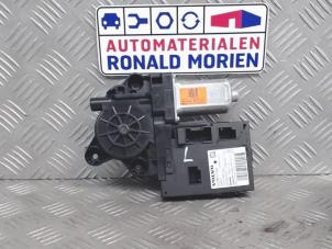 Usados Motor de ventanilla de puerta Volvo C30 (EK/MK) 1.6 D 16V Precio € 49,00 Norma de margen ofrecido por Automaterialen Ronald Morien B.V.