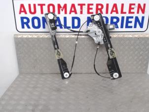 Używane Mechanizm szyby prawej przedniej wersja 4-drzwiowa Toyota Corolla Wagon (E9) Cena € 125,00 Procedura marży oferowane przez Automaterialen Ronald Morien B.V.