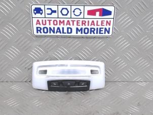 Usagé Eclairage intérieur arrière BMW 3 serie (F30) 320i 2.0 16V Prix € 30,00 Règlement à la marge proposé par Automaterialen Ronald Morien B.V.