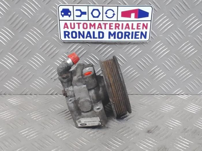 Usagé Pompe de direction Ford Transit 2.2 TDCi 16V 4x4 Prix € 79,00 Règlement à la marge proposé par Automaterialen Ronald Morien B.V.