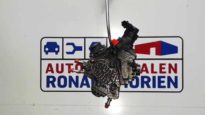 Bomba de diésel de un Opel Movano Combi 2.3 CDTi 16V 2013
