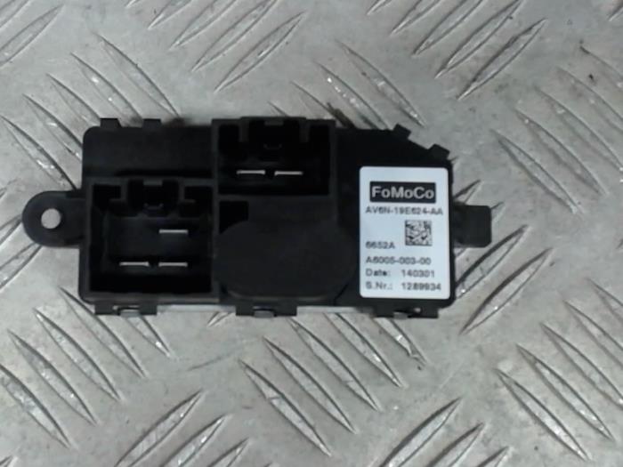 Begagnade Klimatmodul Ford C-Max (DXA) 2.0 TDCi 16V Pris € 25,00 Marginaltabell erbjuds av Automaterialen Ronald Morien B.V.