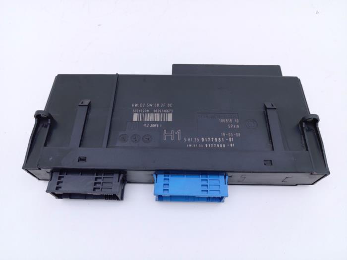 Used Body control computer BMW 3 serie (E90) 330d 24V Price € 49,00 Margin scheme offered by Automaterialen Ronald Morien B.V.
