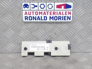 Used Antenna Amplifier BMW 3 serie (E90) 330d 24V Price € 40,00 Margin scheme offered by Automaterialen Ronald Morien B.V.