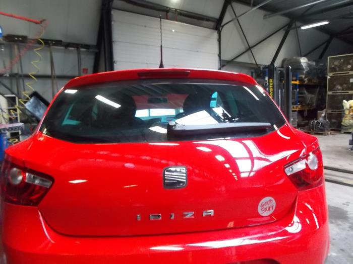 Tailgate Seat LS3H 6J3827024