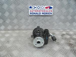 New Power steering pump Volkswagen Golf Price € 90,75 Inclusive VAT offered by Automaterialen Ronald Morien B.V.