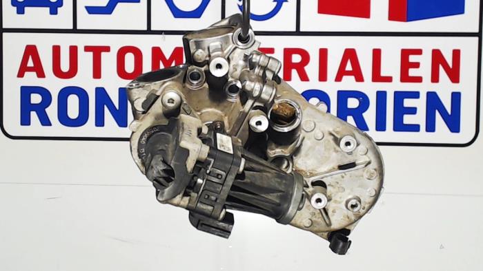 Gebrauchte AGR Ventil Opel Corsa D 1.3 CDTi 16V ecoFLEX Preis € 25,00 Margenregelung angeboten von Automaterialen Ronald Morien B.V.