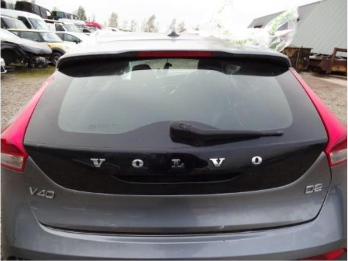 Begagnade Baklucka Volvo V40 Cross Country (MZ) 1.6 D2 Pris € 125,00 Marginaltabell erbjuds av Automaterialen Ronald Morien B.V.