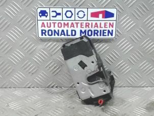 Used Rear door lock mechanism 4-door, left Opel Zafira Price € 50,00 Margin scheme offered by Automaterialen Ronald Morien B.V.