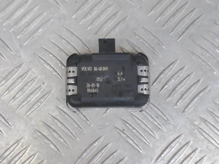 Gebrauchte Regensensor Volvo C70 (MC) 2.0 D3 20V Preis € 50,00 Margenregelung angeboten von Automaterialen Ronald Morien B.V.