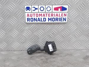 Usados Interruptor de indicador de dirección BMW 5 serie (E60) 525d 24V Precio € 30,00 Norma de margen ofrecido por Automaterialen Ronald Morien B.V.