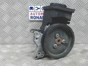 Used Power steering pump BMW 5 serie (E60) 525d 24V Price € 250,00 Margin scheme offered by Automaterialen Ronald Morien B.V.