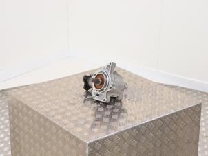Differential vorne van een Renault Koleos I 2.0 dCi 16V 4x4 2008