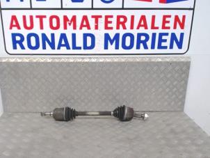 Usagé Arbre de transmission avant gauche Ford KA Prix € 35,00 Règlement à la marge proposé par Automaterialen Ronald Morien B.V.
