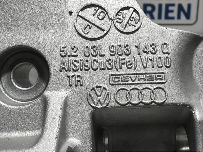 Wspornik pradnicy górny z Volkswagen Golf VI Variant (AJ5/1KA) 1.6 TDI 16V 4Motion 2012
