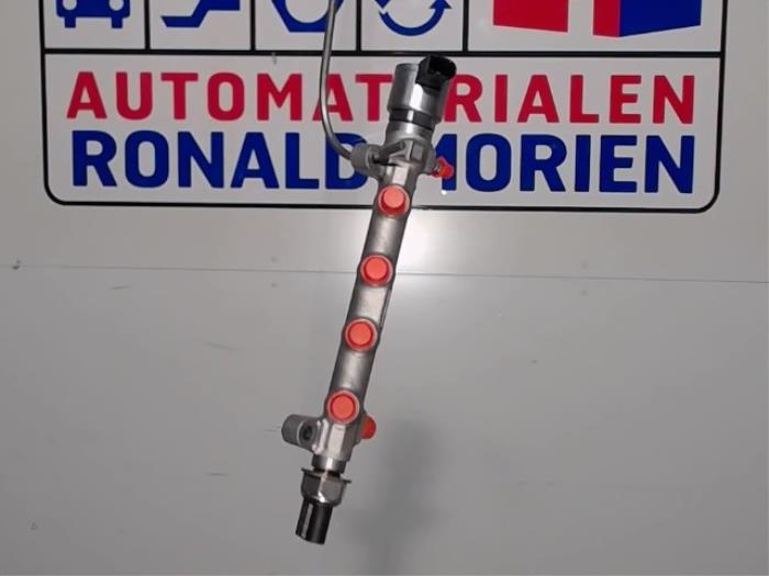 Neuf Distributeur de carburant Volkswagen Tiguan (5N1/2) 2.0 TDI 16V 4Motion Prix € 175,00 Prix TTC proposé par Automaterialen Ronald Morien B.V.