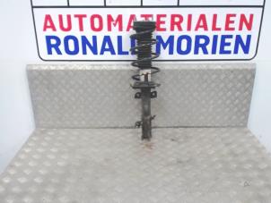 Gebrauchte Stoßdämpferstrebe links vorne Ford Fiesta Preis € 75,00 Margenregelung angeboten von Automaterialen Ronald Morien B.V.