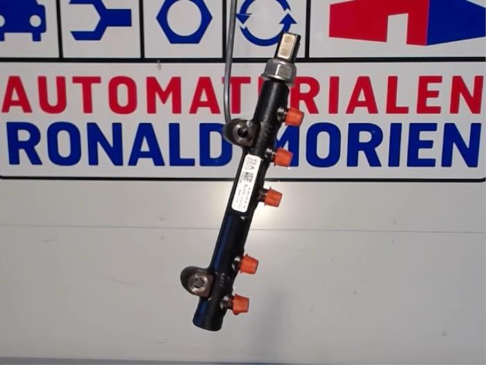 Gebrauchte Kraftstoffverteiler Volvo V50 (MW) 1.6 D2 16V Preis € 45,00 Margenregelung angeboten von Automaterialen Ronald Morien B.V.
