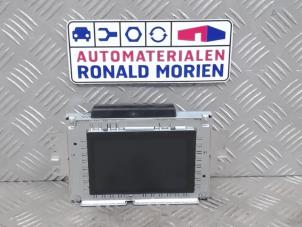 Używane Wyswietlacz jednostki multimedialnej Volvo V40 Cena € 123,00 Procedura marży oferowane przez Automaterialen Ronald Morien B.V.