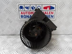Used Heating and ventilation fan motor Audi A3 (8L1) 1.9 TDI 90 Price € 9,95 Margin scheme offered by Automaterialen Ronald Morien B.V.