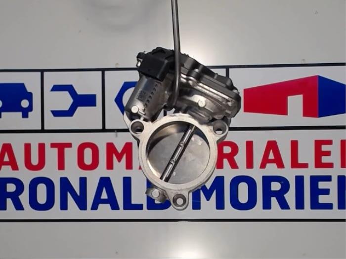 Usagé Boitier papillon BMW X1 (F48) xDrive 28i 2.0 16V Twin Power Turbo Prix € 25,00 Règlement à la marge proposé par Automaterialen Ronald Morien B.V.