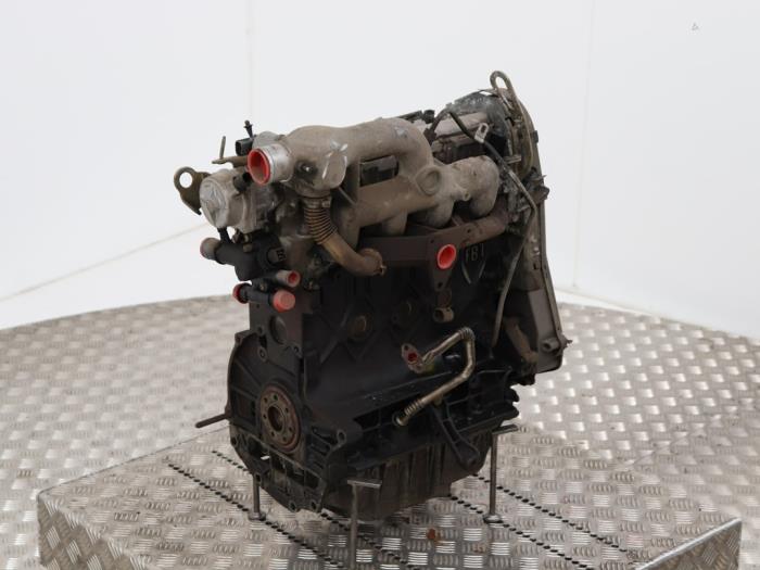 Used Engine Renault Megane (BA) 1.9dCi Price € 195,00 Margin scheme offered by Automaterialen Ronald Morien B.V.