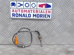 Używane Czujnik temperatury spalin Volkswagen Polo V (6R) Cena € 40,00 Procedura marży oferowane przez Automaterialen Ronald Morien B.V.
