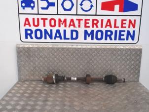 Used Front drive shaft, right Renault Twingo II (CN) 1.2 16V LEV Price € 39,00 Margin scheme offered by Automaterialen Ronald Morien B.V.