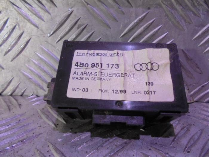 Used Computer, miscellaneous Audi A6 (C5) 2.5 TDI V6 24V Price € 45,00 Margin scheme offered by Automaterialen Ronald Morien B.V.