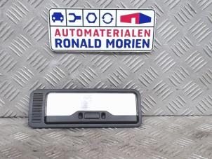 Używane Oswietlenie wewnetrzne przód BMW Z4 Roadster (E85) 2.0 16V Cena € 15,00 Procedura marży oferowane przez Automaterialen Ronald Morien B.V.
