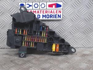 Used Fuse box BMW 5 serie (E60) 525i 24V Price € 40,00 Margin scheme offered by Automaterialen Ronald Morien B.V.