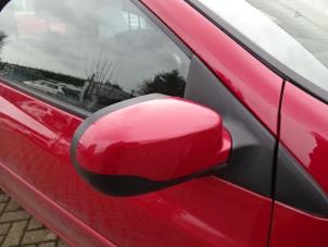 Gebrauchte Außenspiegel rechts Renault Clio III (BR/CR) 1.2 16V TCe 100 Preis € 75,00 Margenregelung angeboten von Automaterialen Ronald Morien B.V.