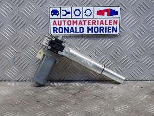 Used Seat motor BMW 5 serie (E60) 525i 24V Price € 60,00 Margin scheme offered by Automaterialen Ronald Morien B.V.